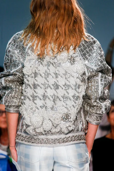 Look 71